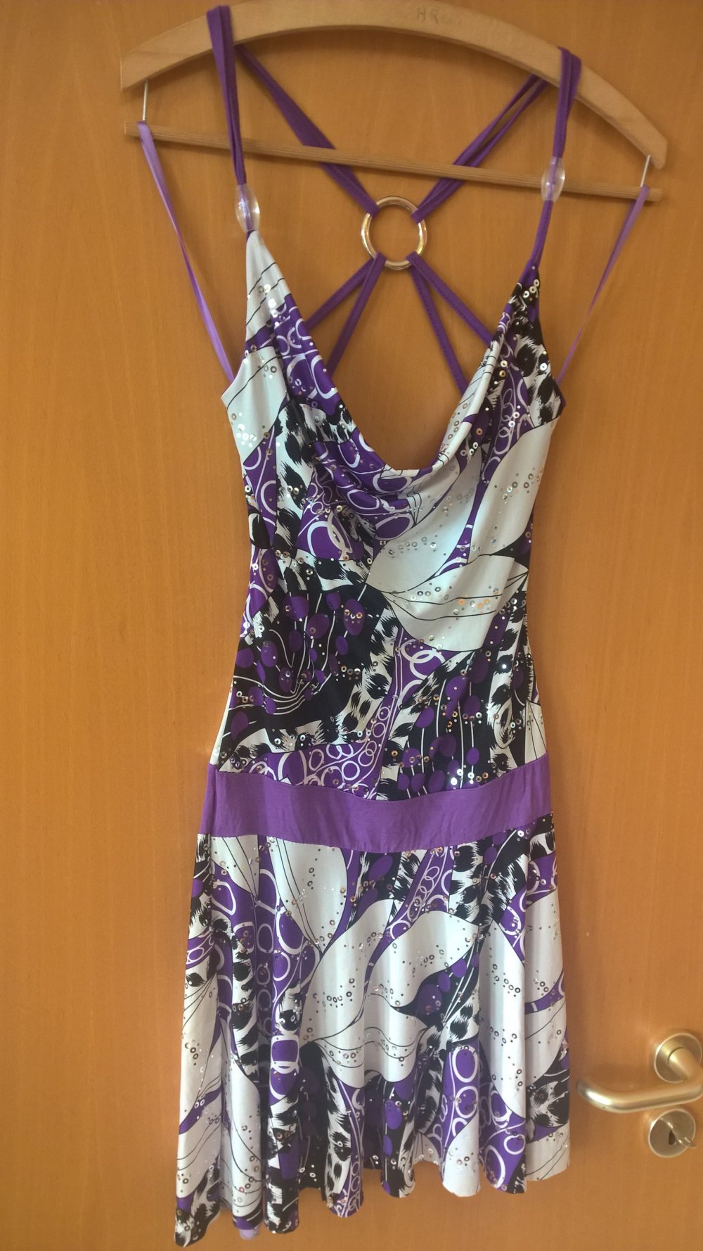 Kleid lila/schwarz/weiß mit Pailletten Gr. S