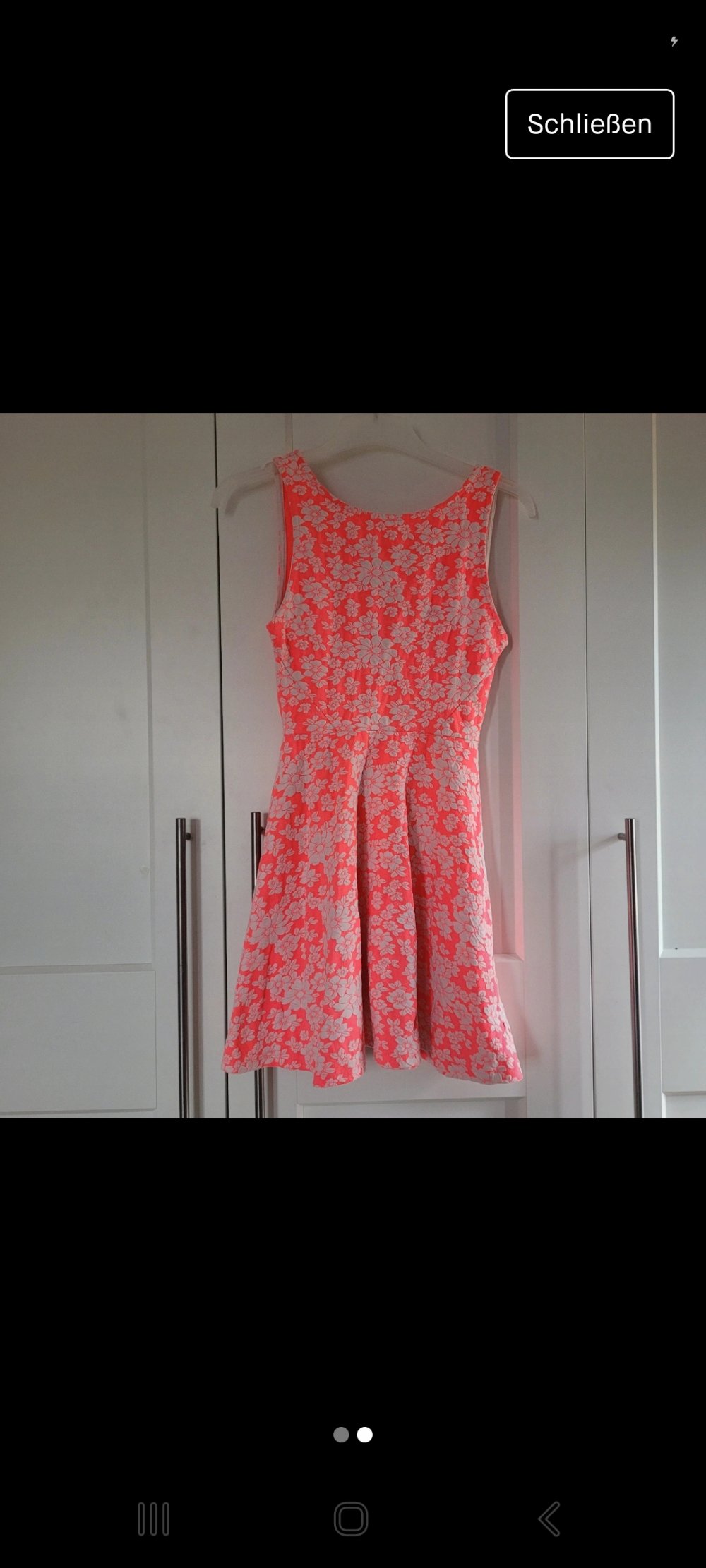 Kleid mit Blumen 
