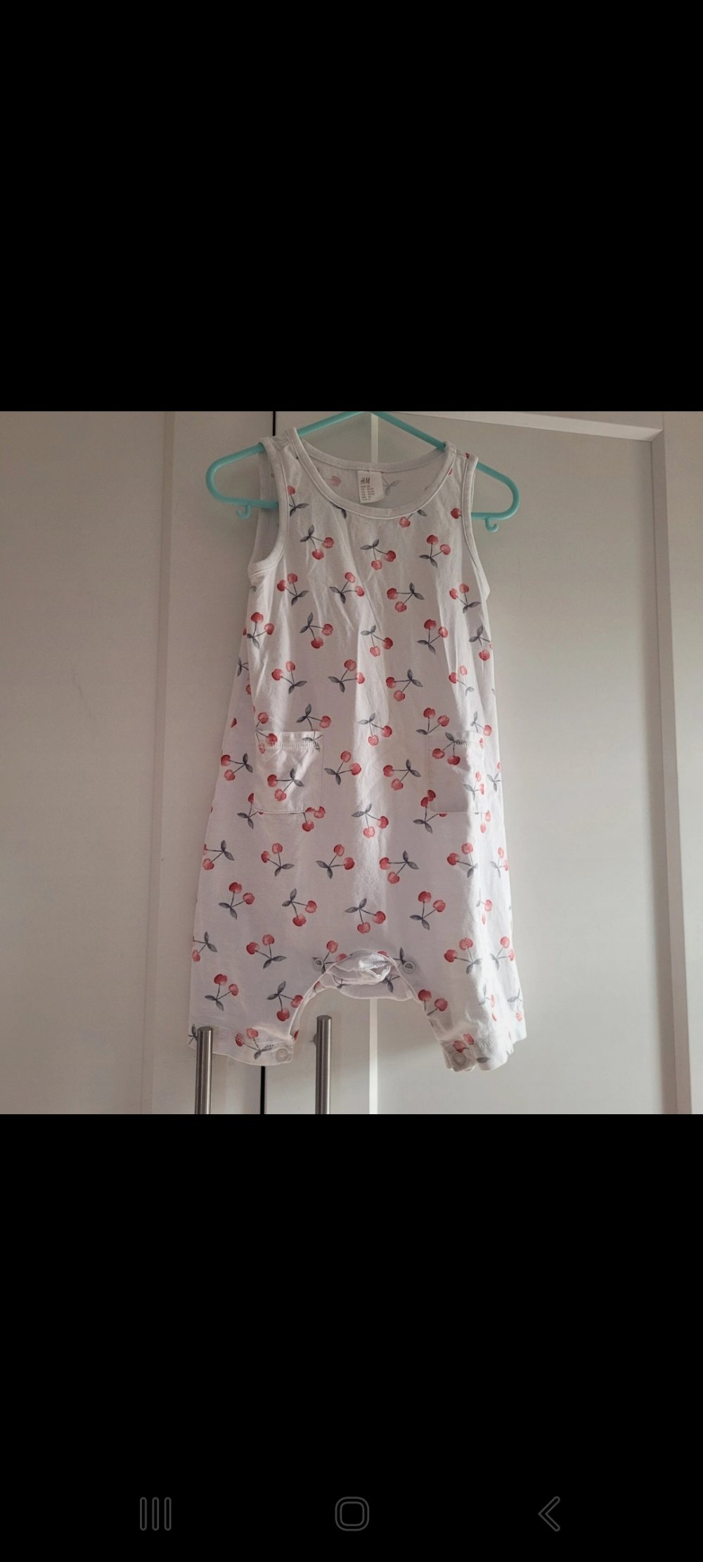 Schlafanzug  mit Kirschen 