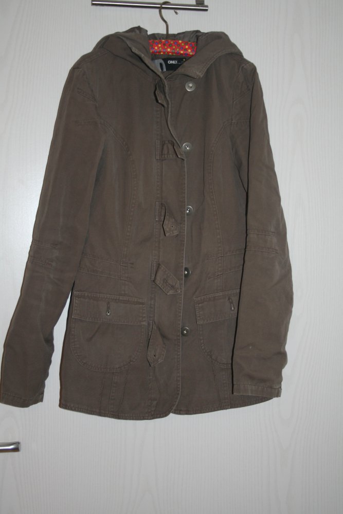schöne Übergangsjacke von Only