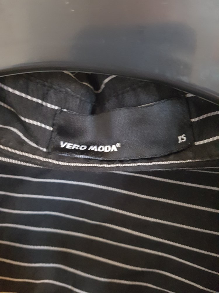 Bodybluse Blusenbody Vero Moda XS schwarz Nadelstreifen