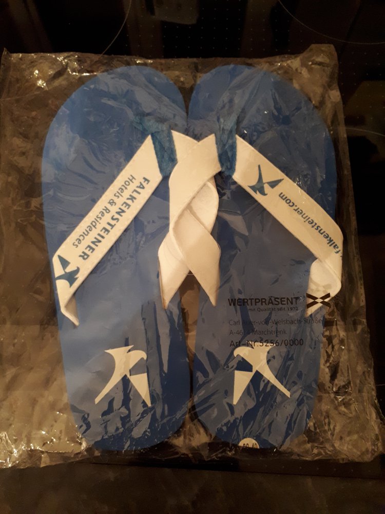 Badeschuhe von Falkensteiner (original ver-