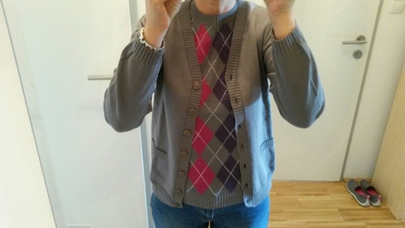 Twinset in grau-pink-violett,