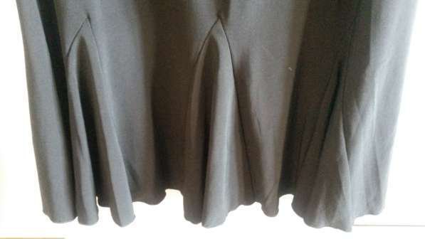 Schwarzer eleganter Rock,