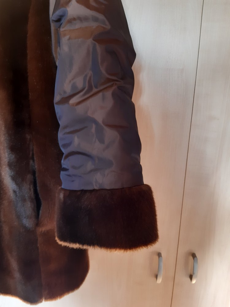 Wendemantel Fuchs Schmitt 