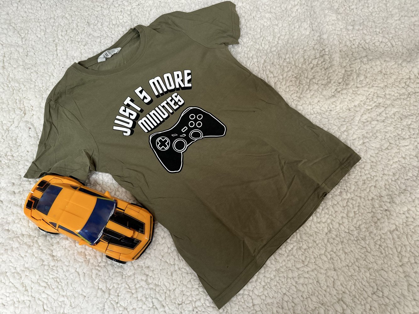 * T-Shirts * div. Marken * Buben * Gr. 146/152 (Preis pro Shirt)