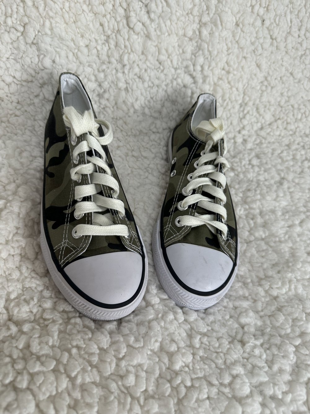 * Sneakers * Buben * Gr. 36