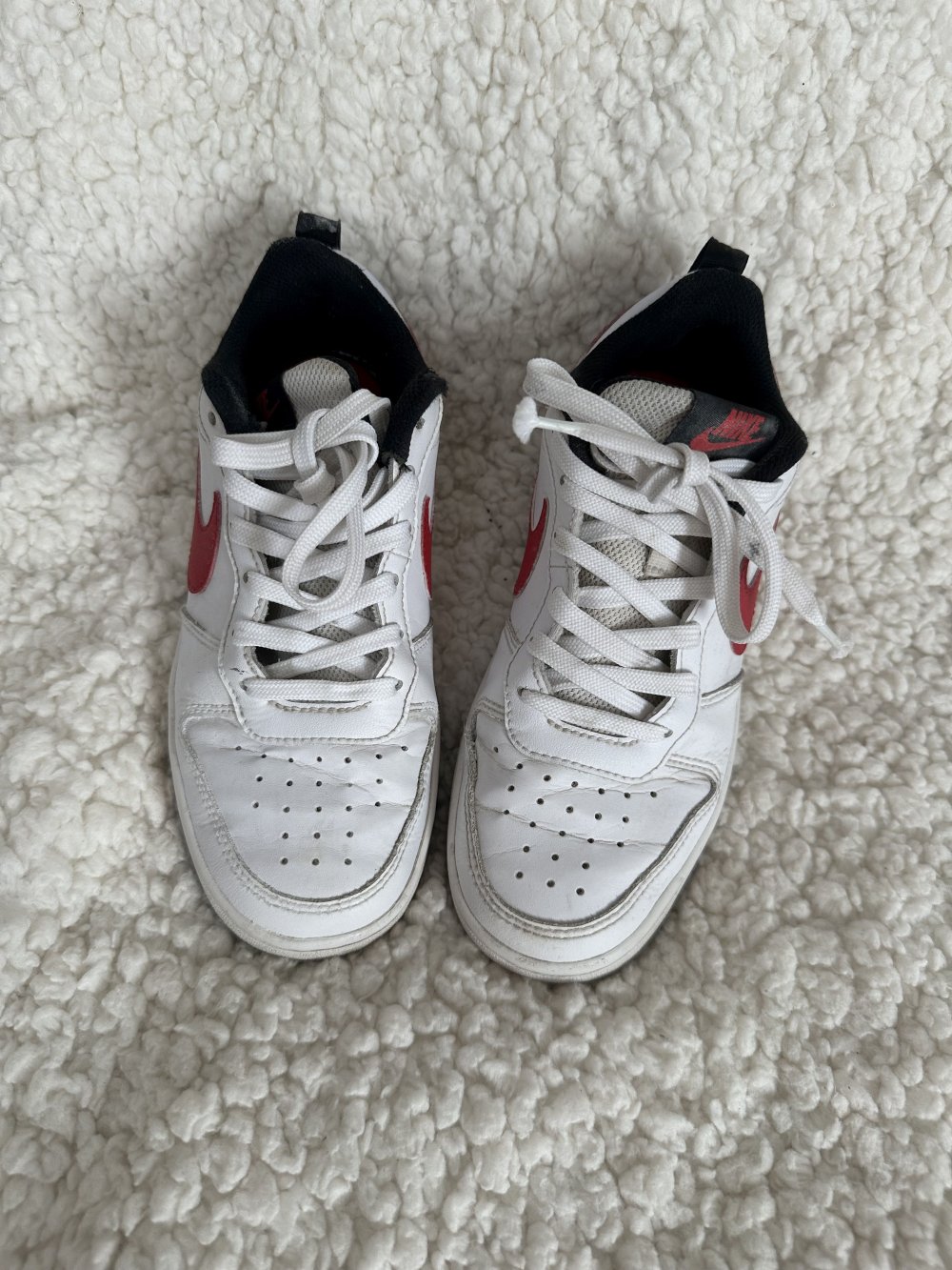 * Nike Low Cour Borough Low * Buben * Gr. 36