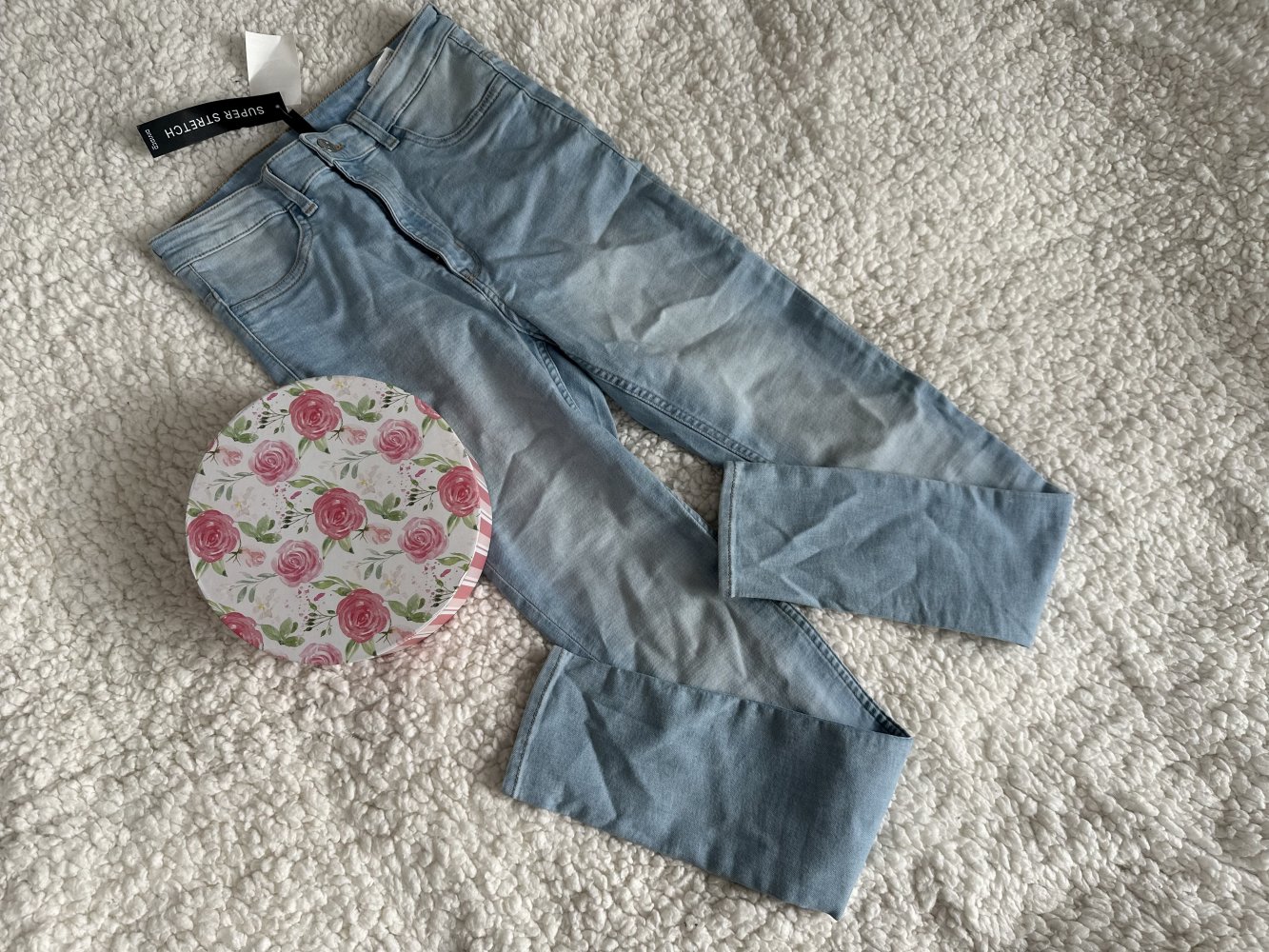 * Jeans * H&M * Röhrenjeans * Damen * Gr. 38 *** NEU ***