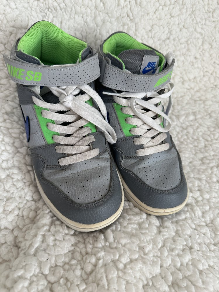 * NIKE SB Mogan Mid * Buben * Gr. 36