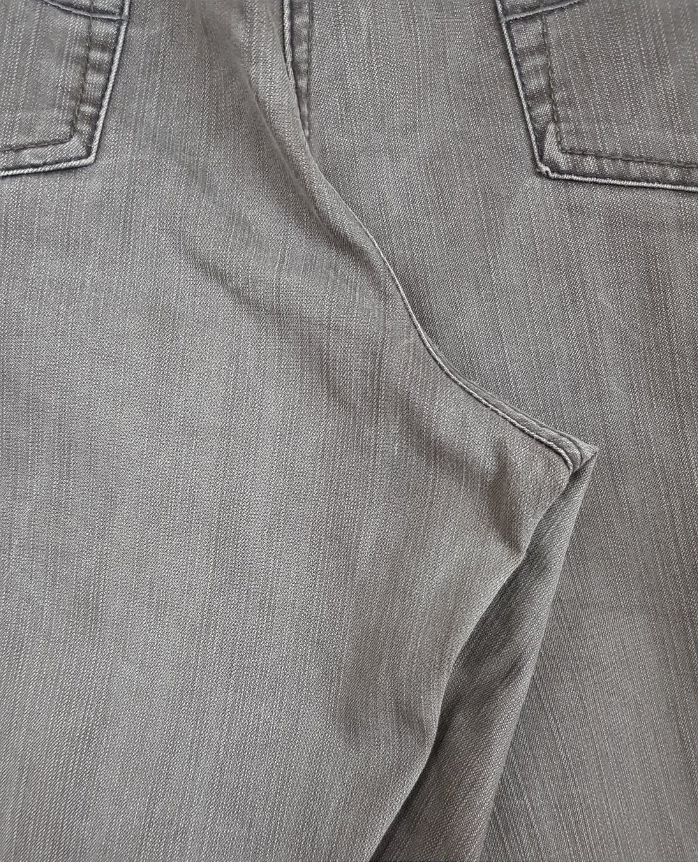 Jeans -- Ulla Popken -- Gr.48 -- grau