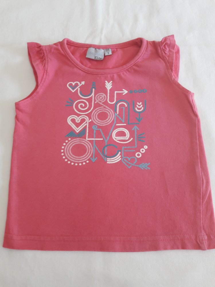 Shirt, pink mit weiß/rosa/türkisem Aufdruck, Gr. 98