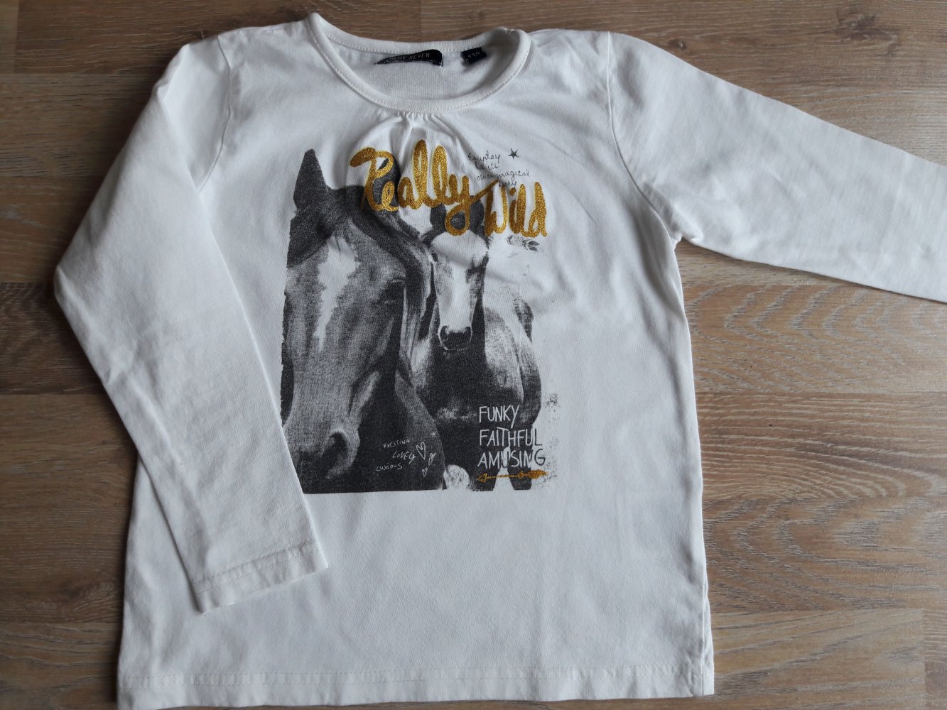 Blue Seven Langarmshirt, weiß mit Pferdemotiv, Gr. 110