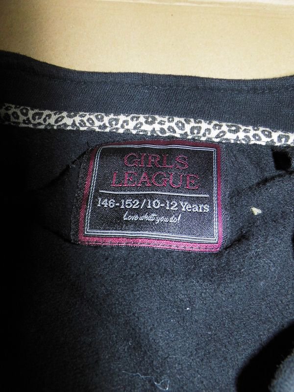 Mädchen-Jacke schwarz mit Zierknöpfen (zweireihig)