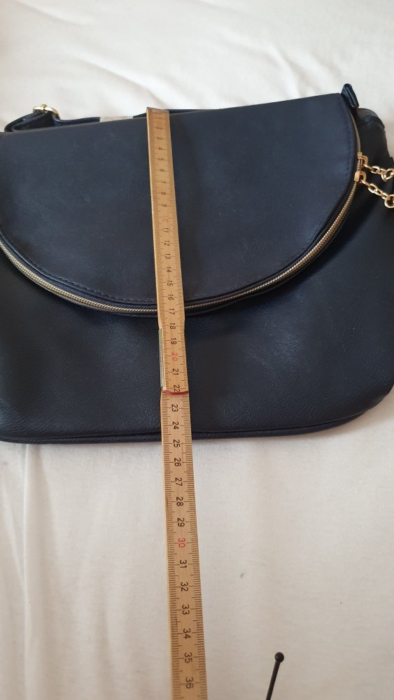 Damenhandtasche mit verstellbarem Schultergurt