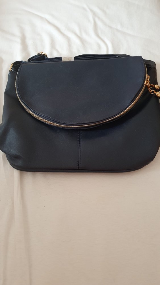 Damenhandtasche mit verstellbarem Schultergurt