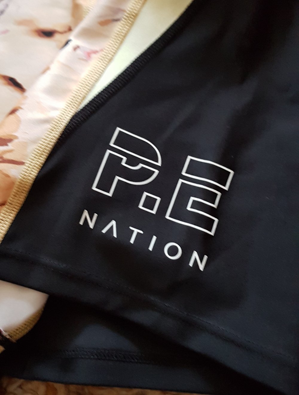 Neu! P.E Nation  kurze Sport Leggings Radlerhose bunt  Gr.S