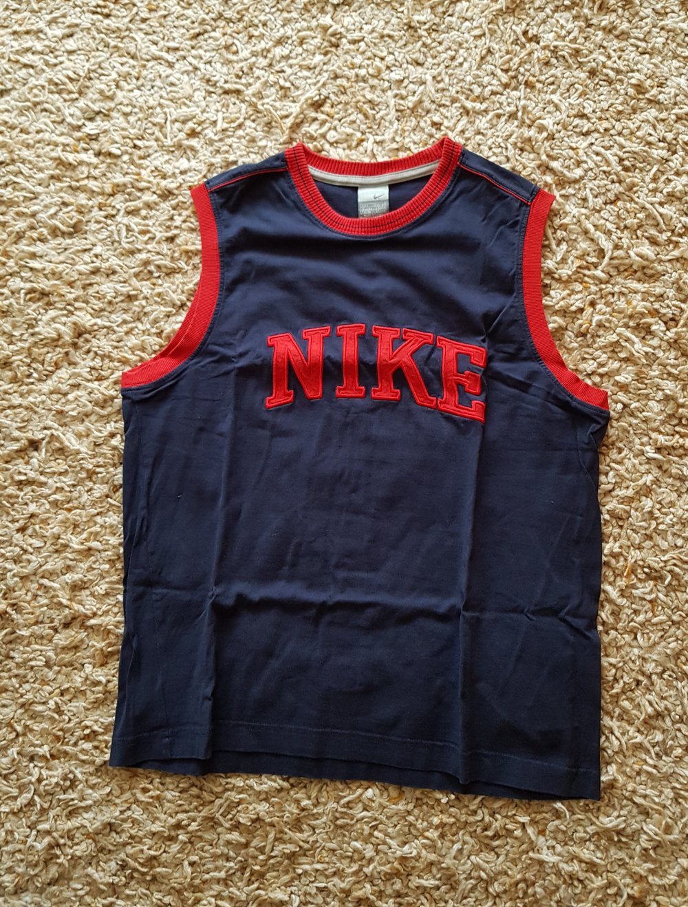 Nike Vintage Shirt Unisex Gr. L dunkelblau / rot