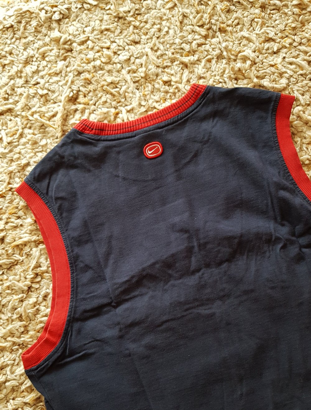 Nike Vintage Shirt Unisex Gr. L dunkelblau / rot