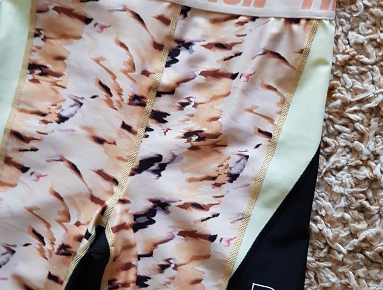 Neu! P.E Nation  kurze Sport Leggings Radlerhose bunt  Gr.S