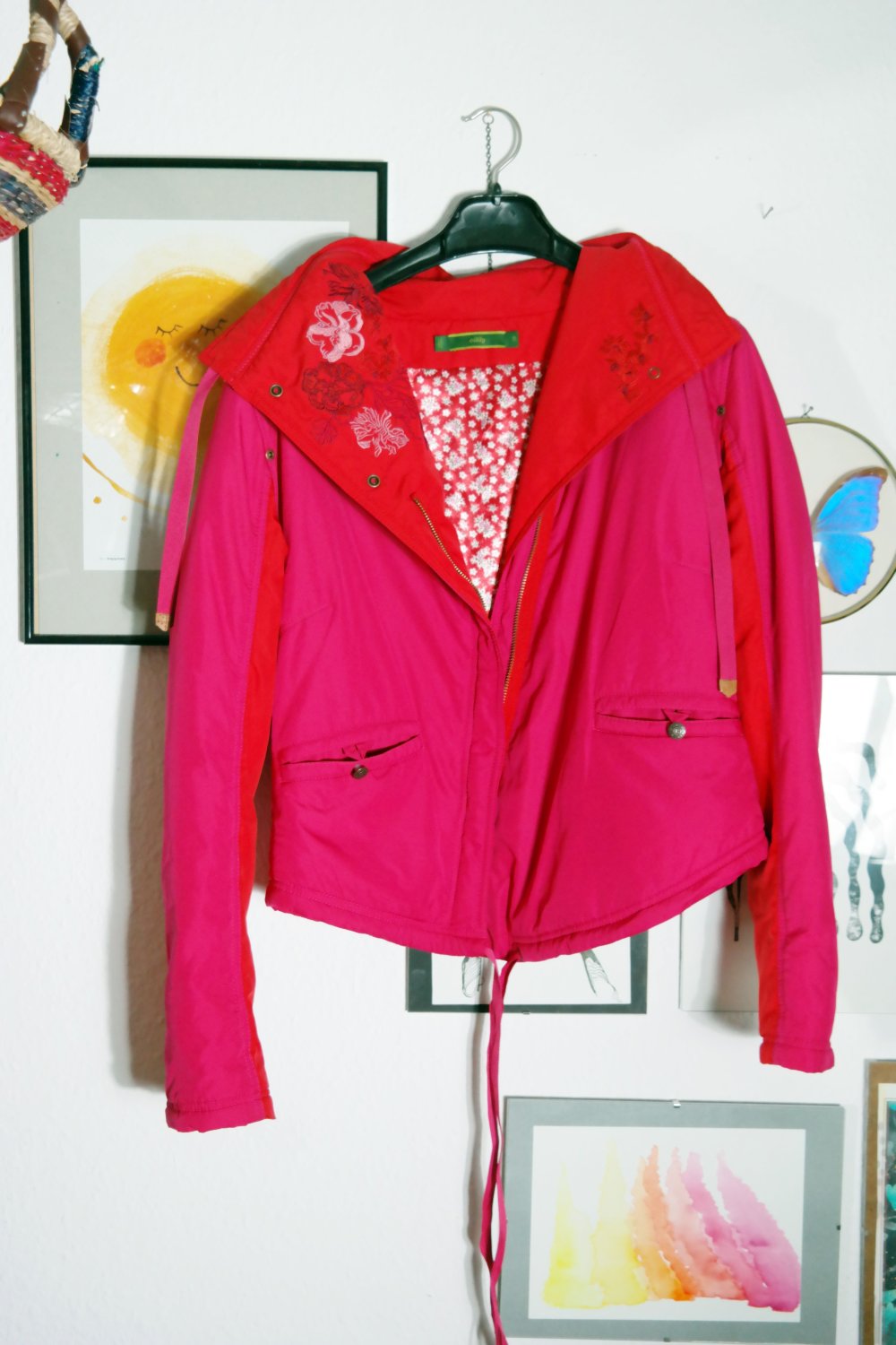 Oilily Jacke Kurzjacke Stickerei bestickt Blumen rot pink M 38