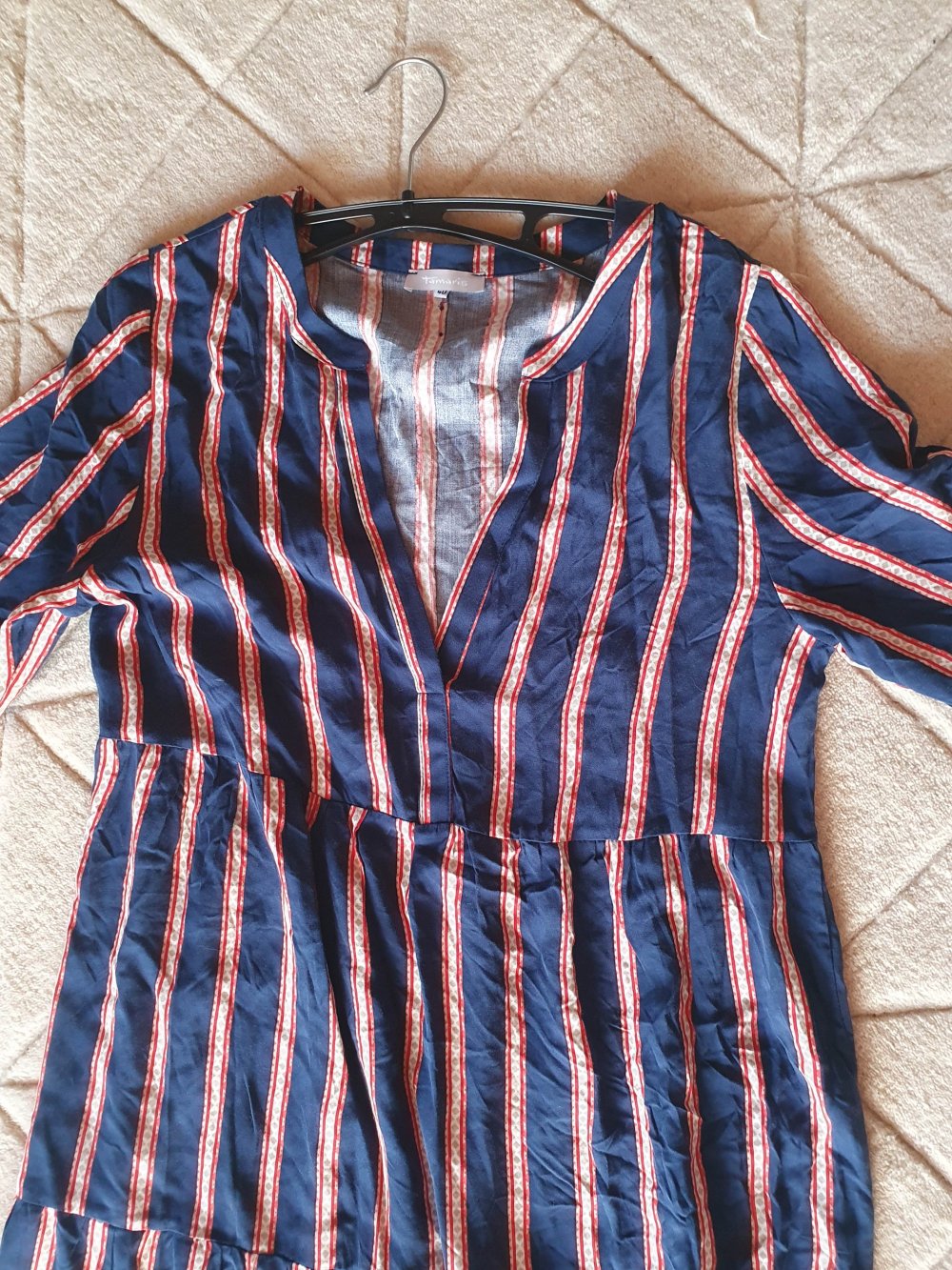 Tamaris Kleid bunt Maxikleid Streifen V-Ausschnitt locker leger marine weite Ärmel 40 L