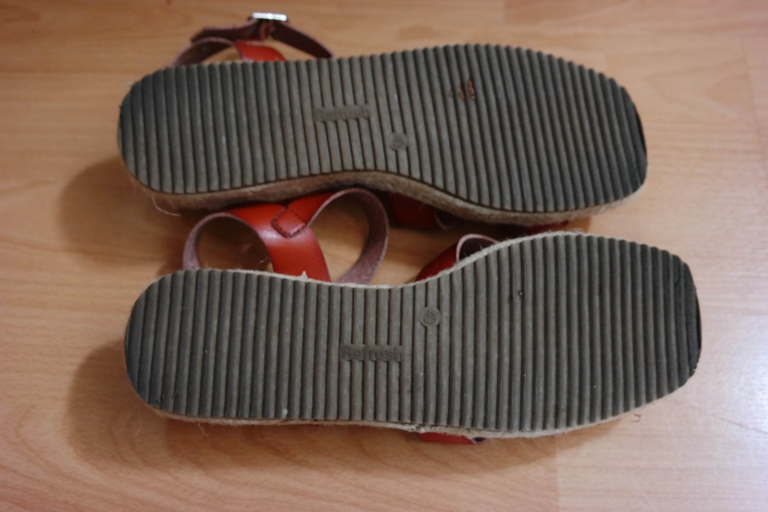 Refresh Sandalen Plateauschuhe braun Bast Hippie Ethno Öko Waldorf 40