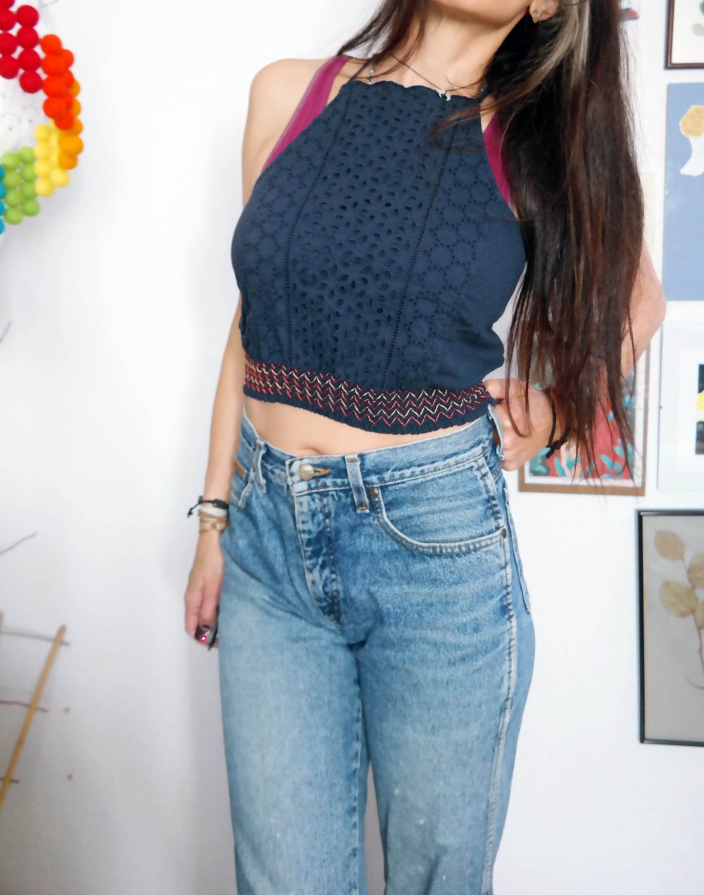 Hollister Cropped Top Blau Lochstickerei Neckholder bestickt Hippie Ethno S M 36 38