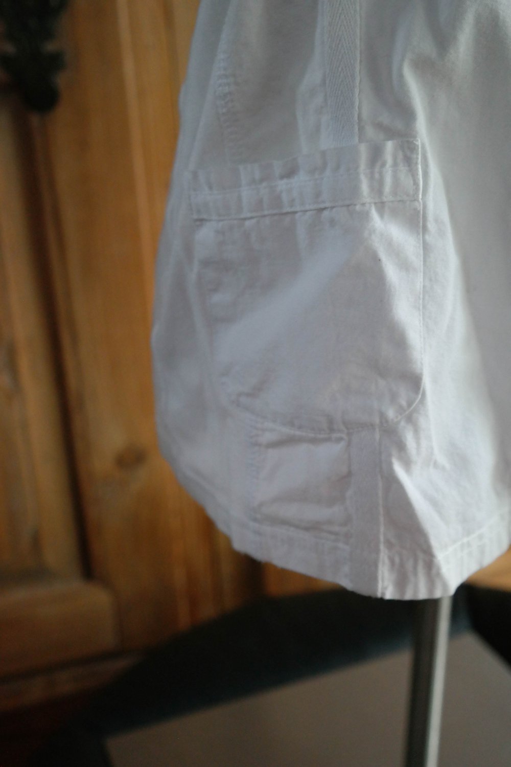 Shirt Hemd Reißverschluss weiß Stickerei Taschen leger Biesen L 40 Sommer