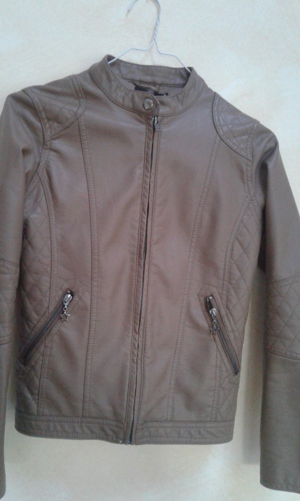 Kunstleder Jacke khaki 146/152 Top Ware neuwertig 