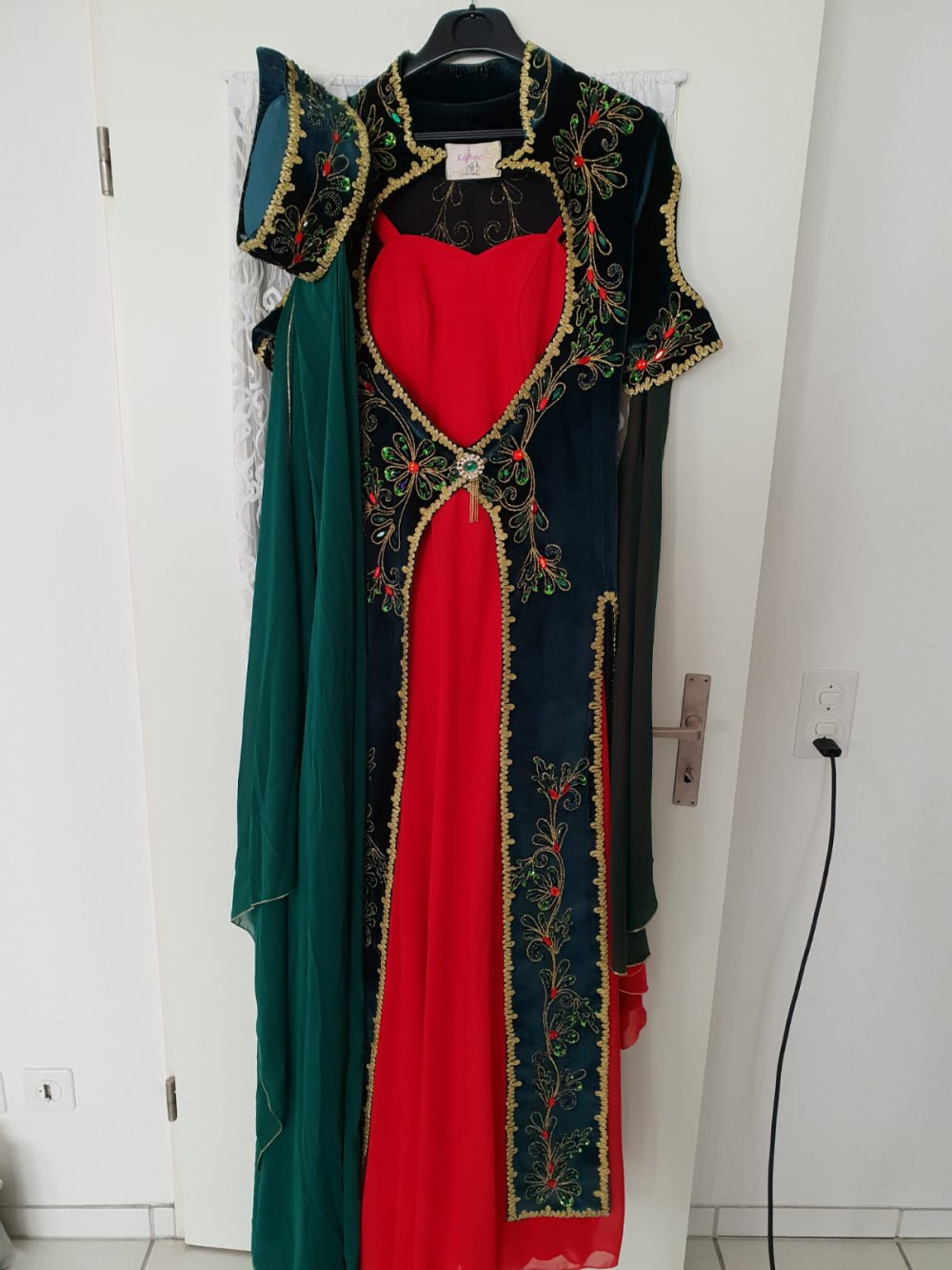Kaftan / Bindalli / Hennakleid in Rot-Grün