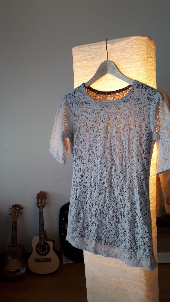 Unique - Spitzenkleid, Gr. 34/36