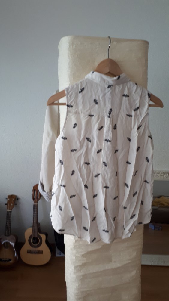 Leichte Feder-Bluse kurzärmlig, Gr. XS/S