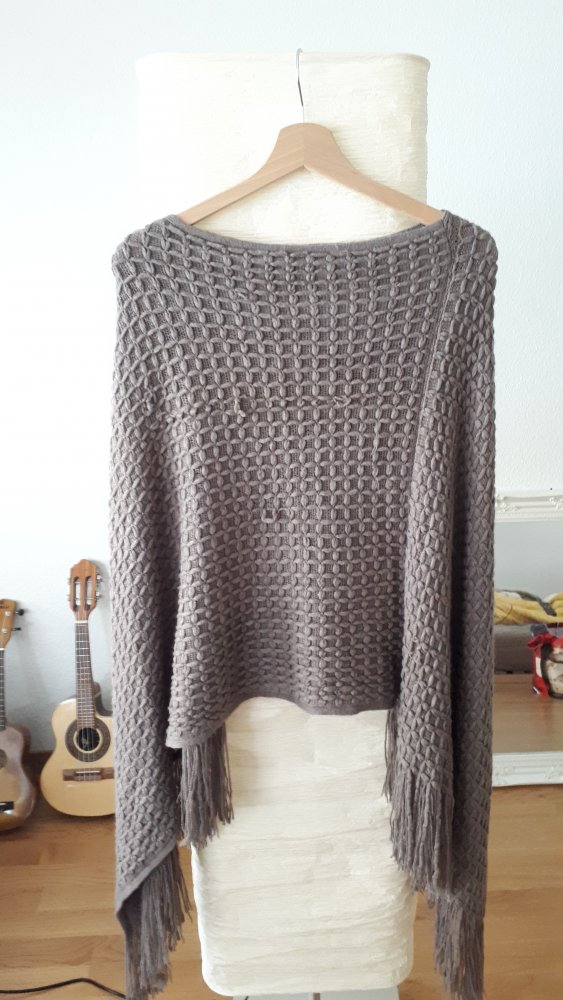 Stylischer dezenter Poncho - Gr. One Size!
