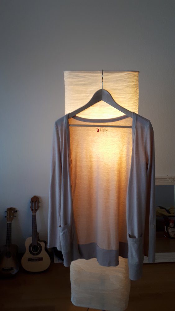 Eleganter beiger Cardigan, Gr. 36/S