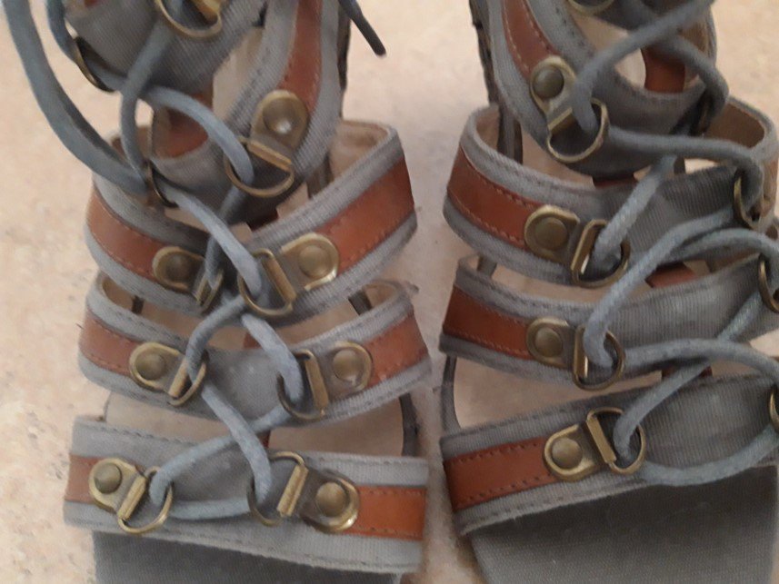 Sommerschuhe/Römer-Keil-Sandaletten