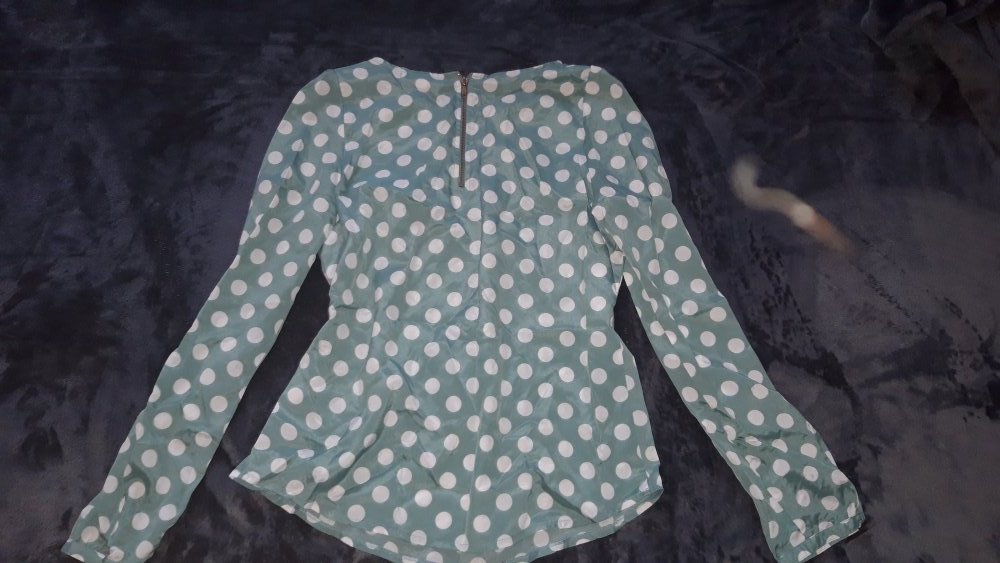 Pünktchen Bluse
