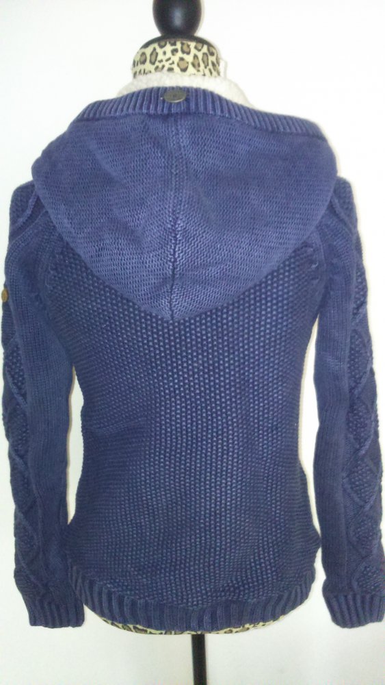 Gefütterte Strickjacke 