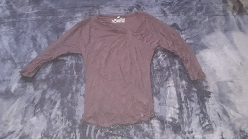 Shirt mit Knotendetail