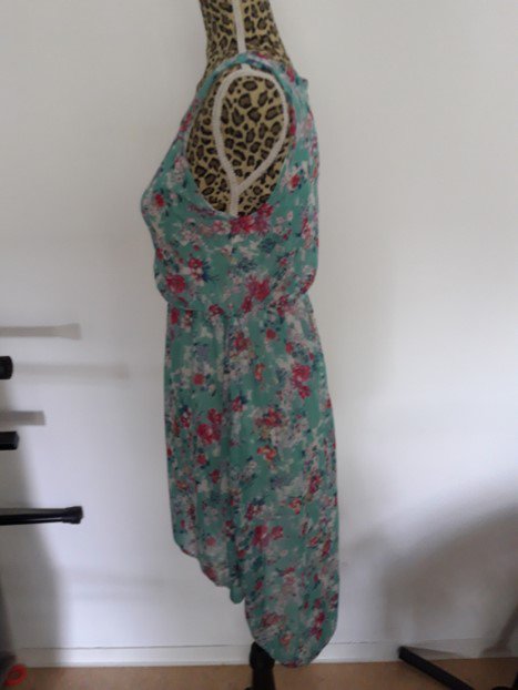 kurzes Sommerkleid - Floral Print