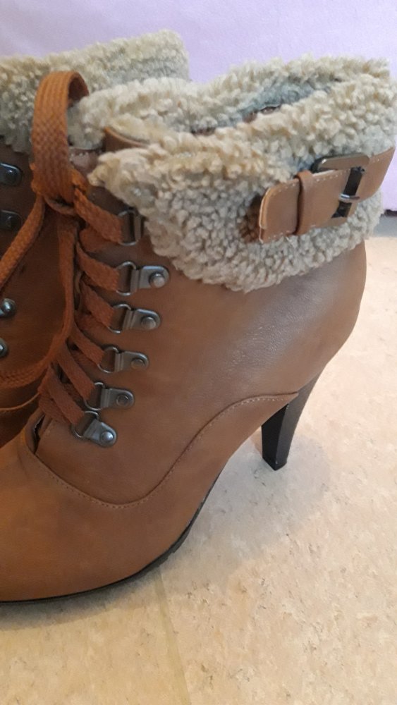 Boot-Style Stiefeletten 