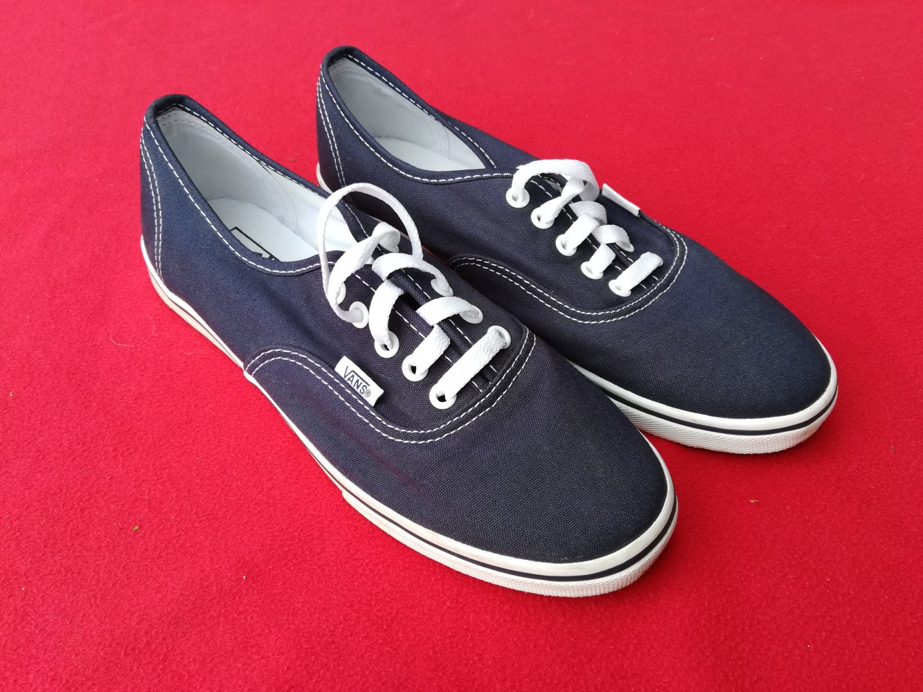 Vans authentic lo pro unisex cheap