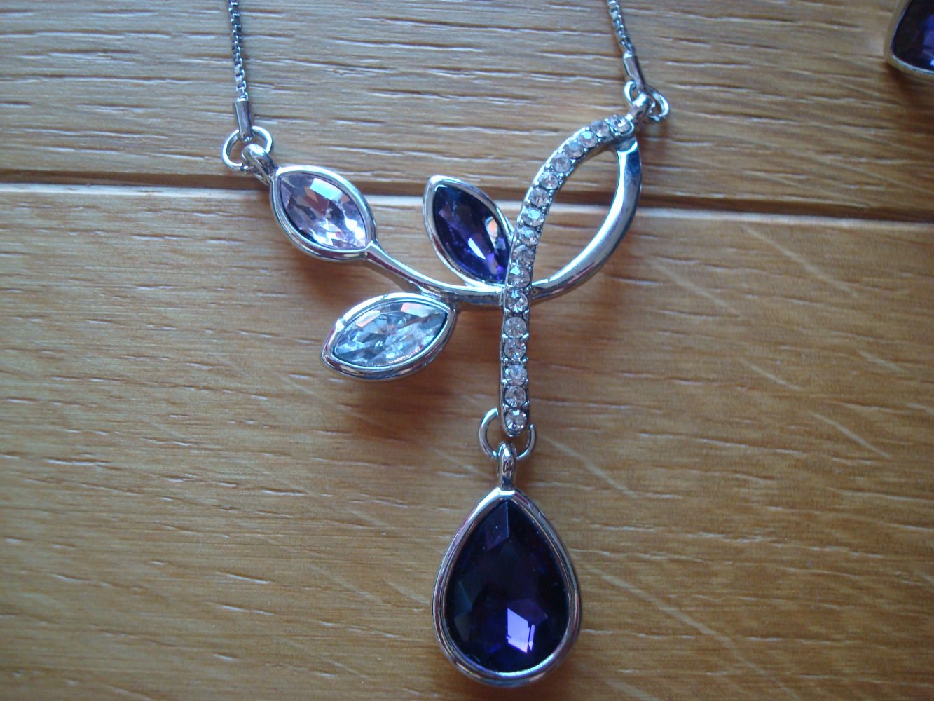 Schmuckset Kette Ohrringe Ring mit Glassteinen