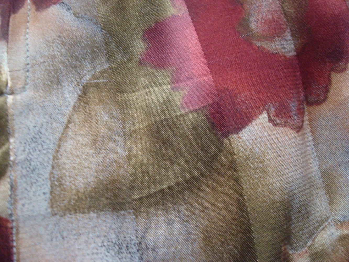 schwingender kurzer Rock mit Blumendruck, handmade