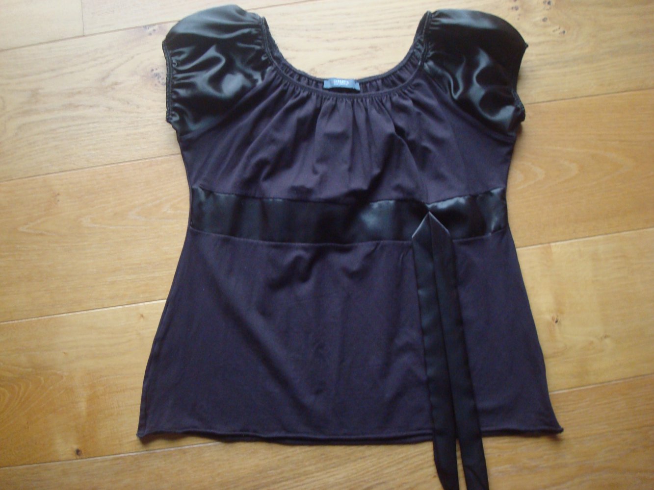 süßes Shirt, T-Shirt mit Schleife