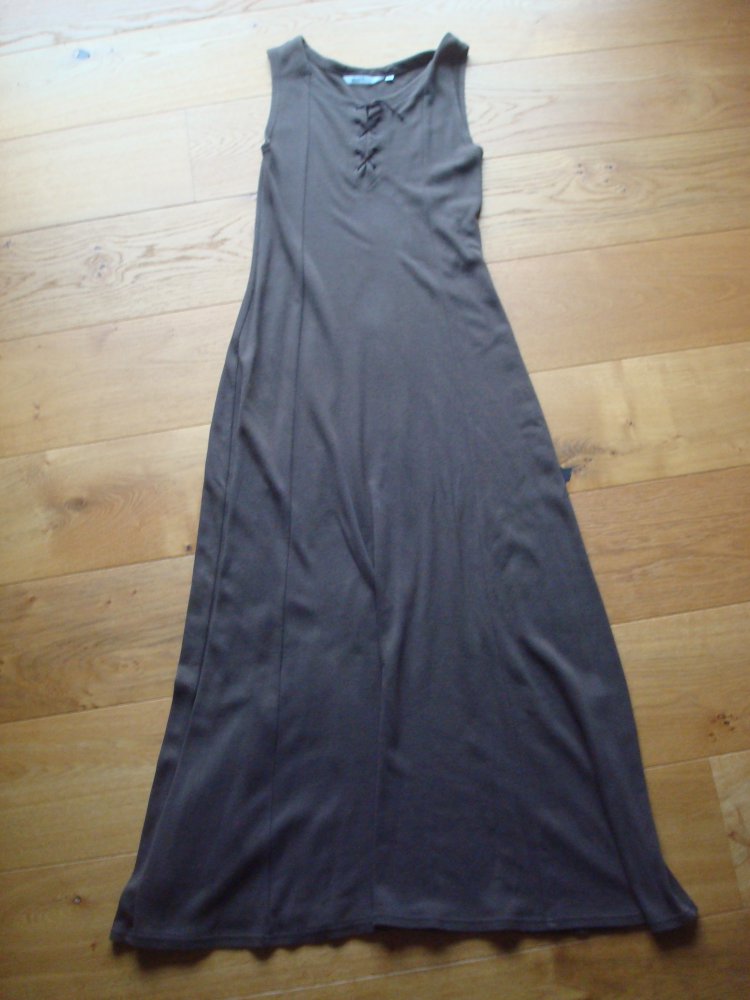 langes Kleid, Maxikleid