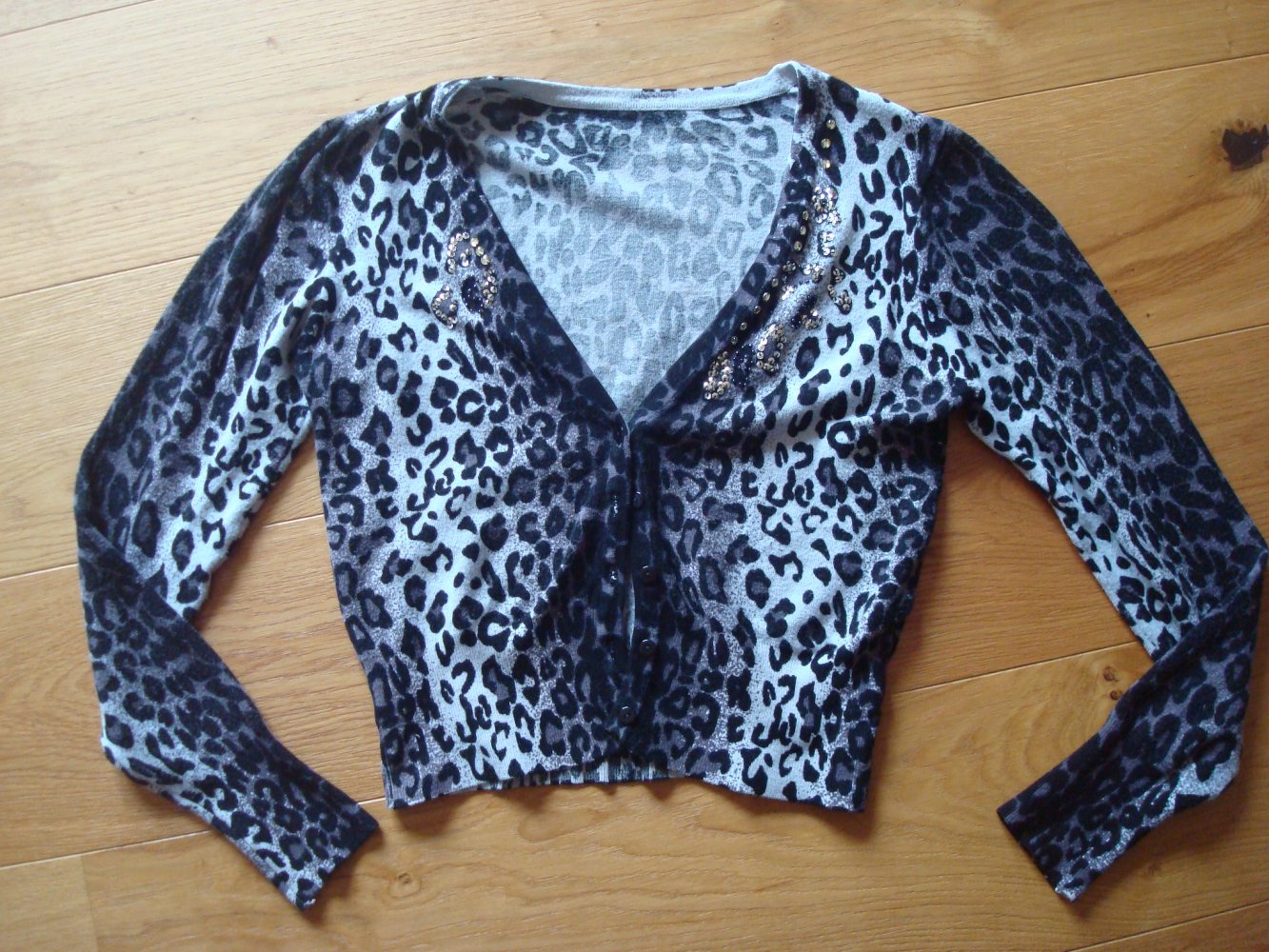 schicke Ausgehjacke, Bolero, Cardigan mit Leopardenprint und Pailietten