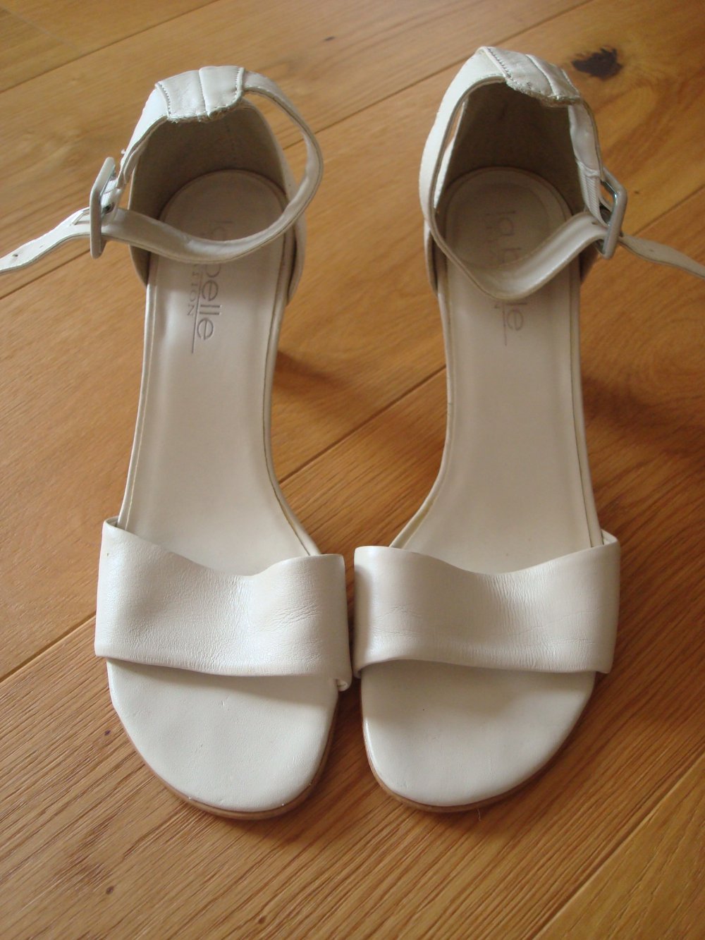 schicke Sandalen, Brautschuhe Top Zustand