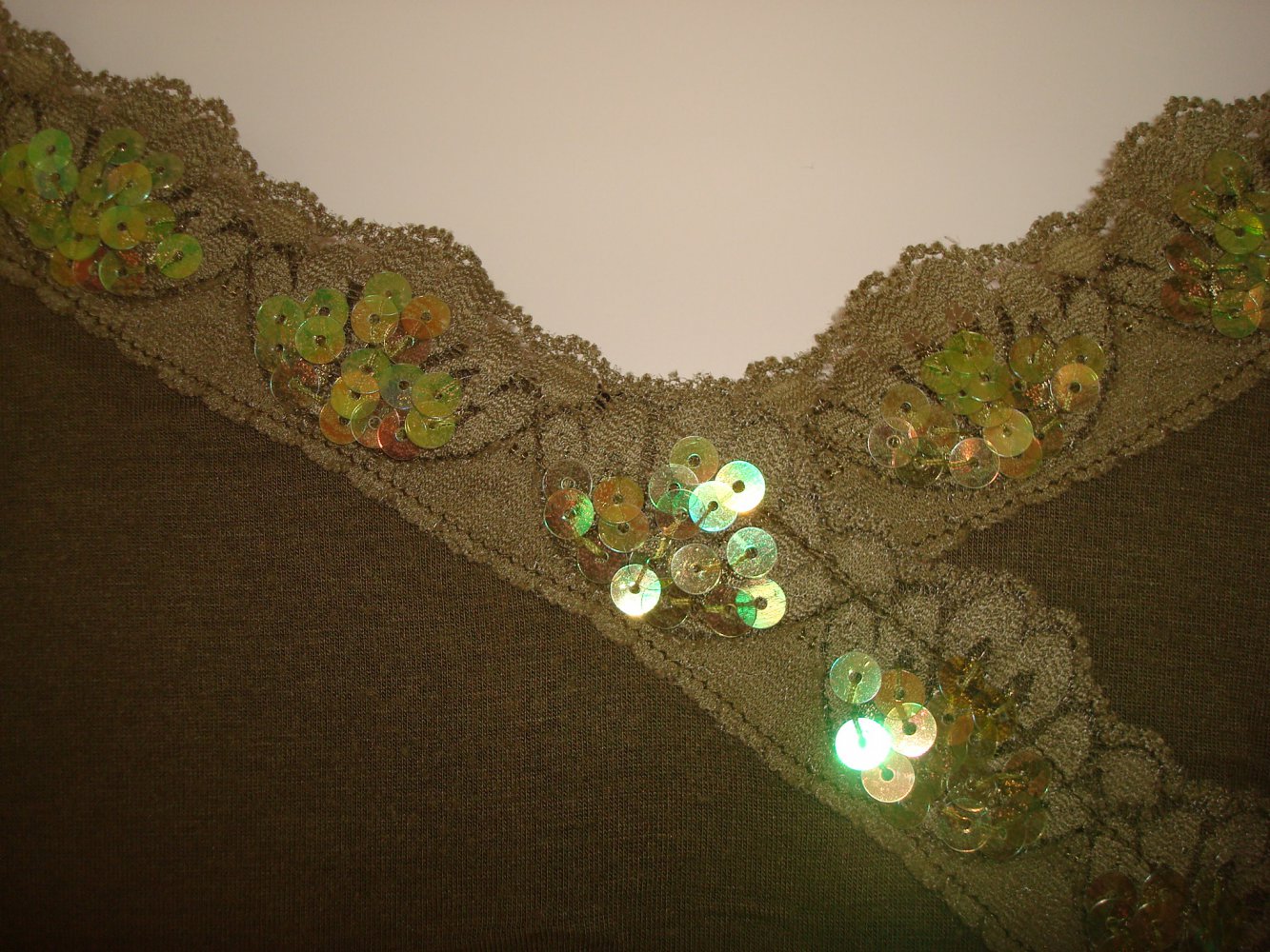 Top mit Pailietten und Spitze längenverstellbare Spaghettiträger