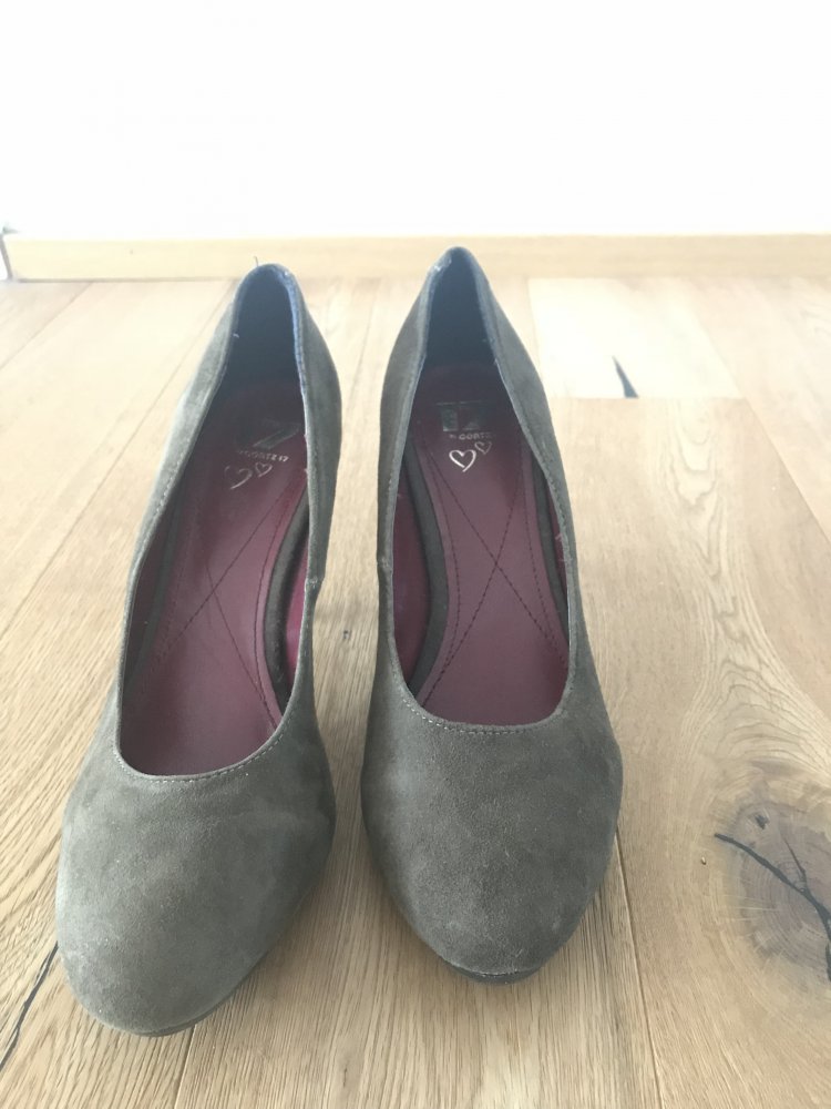 Neue Pumps mit Plateau von Görtz 17 Leder Velour Khaki grün 